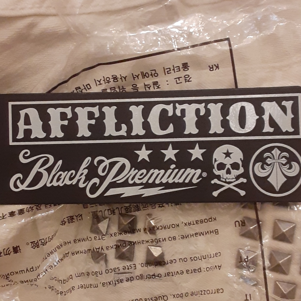 Affliction Vikki Juniors Shorts - Picture 10 of 15